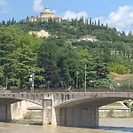 Notti Sull'adige בית הארחה 4*
