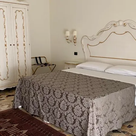 Notti Sull'adige Vendégház 4*