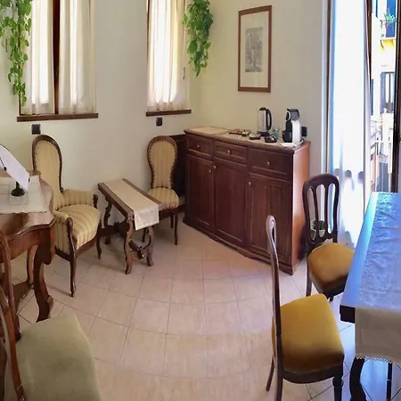 Notti Sull'adige Vendégház