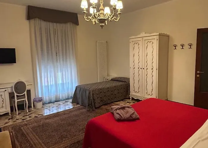 Notti Sull'adige 招待所 4*